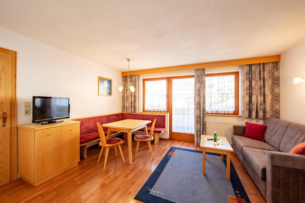 Pension Alpenrose Serfaus Exterior photo