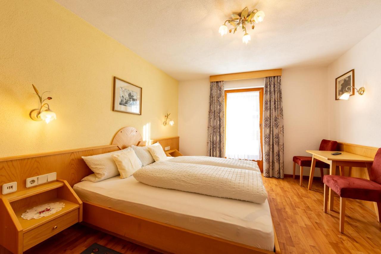 Pension Alpenrose Serfaus Exterior photo