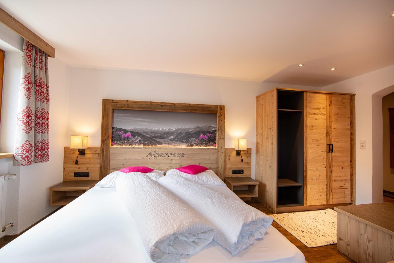 Pension Alpenrose Serfaus Exterior photo