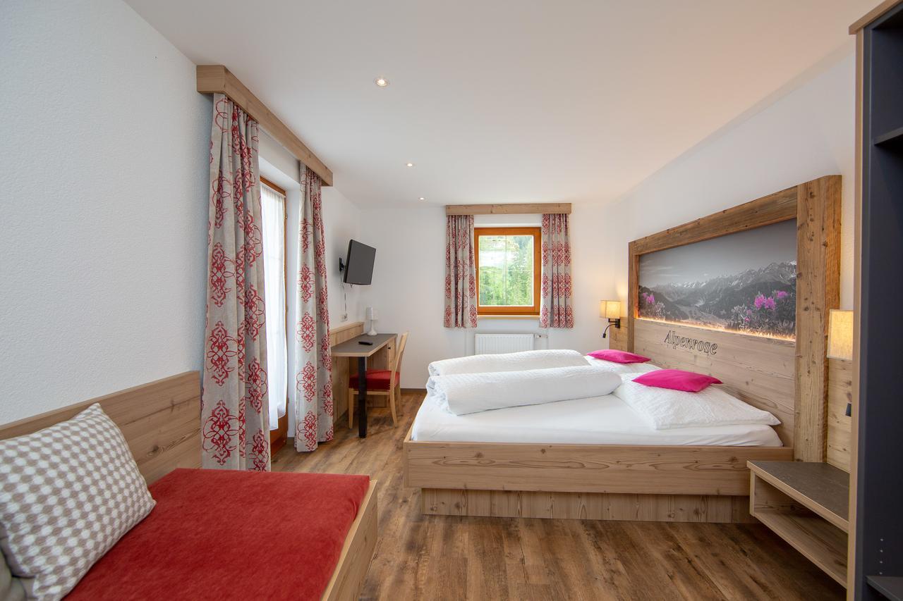 Pension Alpenrose Serfaus Exterior photo