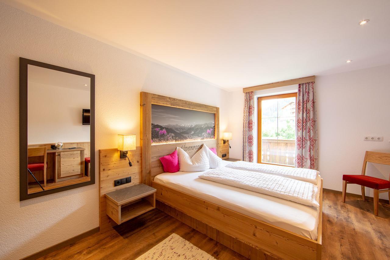 Pension Alpenrose Serfaus Exterior photo